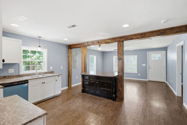 8361 Mount Joy Rd, Mount Pleasant, TN 38474