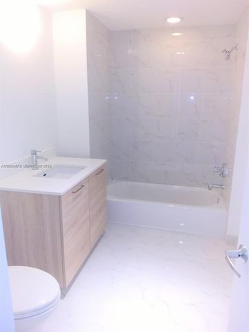 16385 Biscayne Boulevard 2020, North Miami Beach, FL 33160
