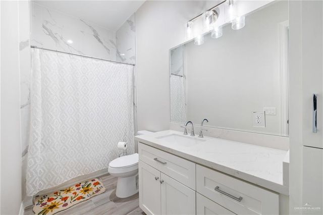 2712 E Bvlgari Drive, Edinburg, TX 78542