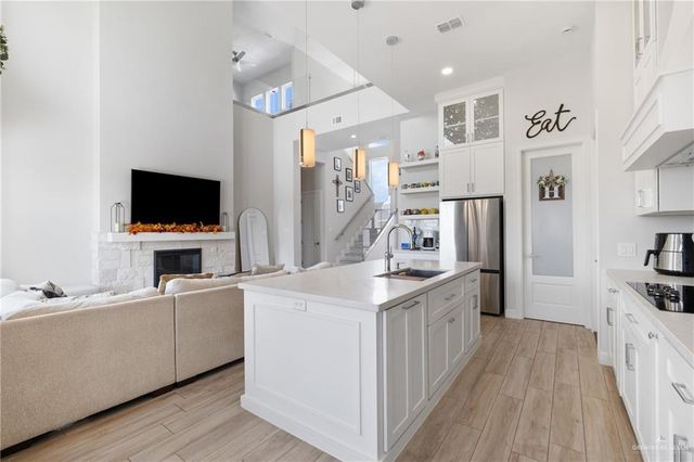 2712 E Bvlgari Drive, Edinburg, TX 78542