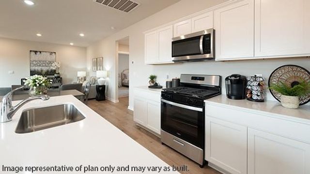 10425 Red Thistle Drive, Oklahoma City, OK 73114
