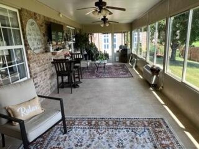 1800 Estates Drive, Grove, OK 74344