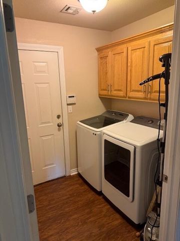 1800 Estates Drive, Grove, OK 74344