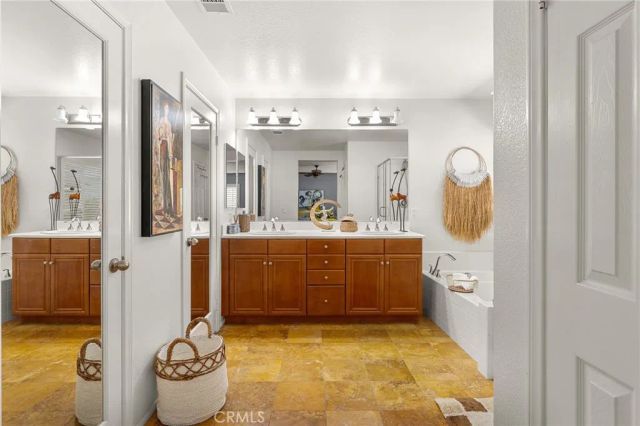 534 Wildrye Court, Hemet, CA 92543