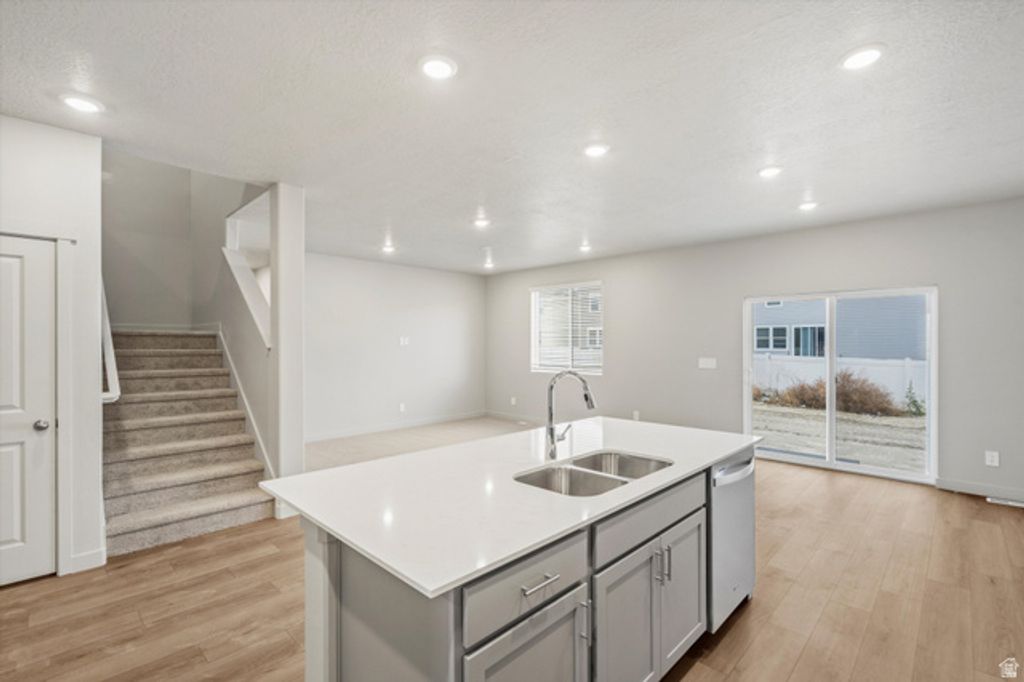 Image 17 of property listing at 846 N 260 E #206, Santaquin, UT 84655