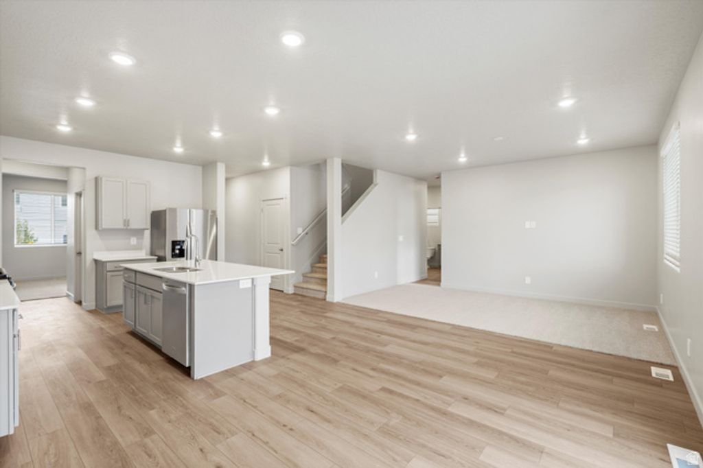 Image 18 of property listing at 846 N 260 E #206, Santaquin, UT 84655