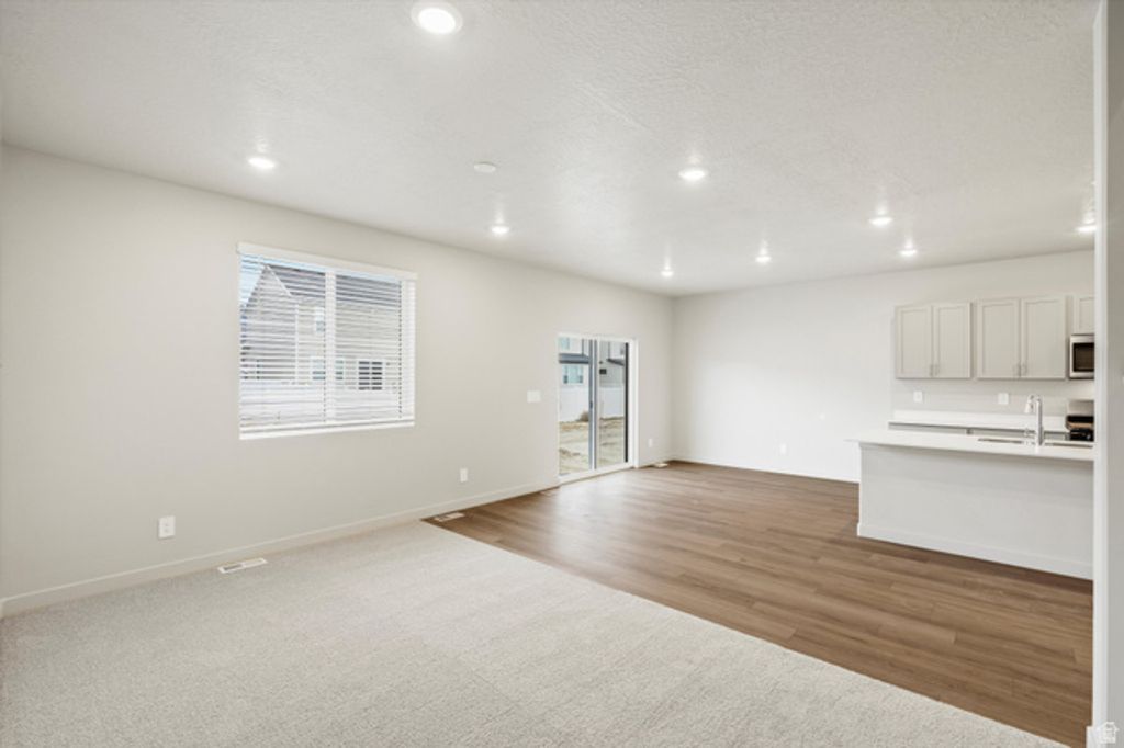 Image 19 of property listing at 846 N 260 E #206, Santaquin, UT 84655