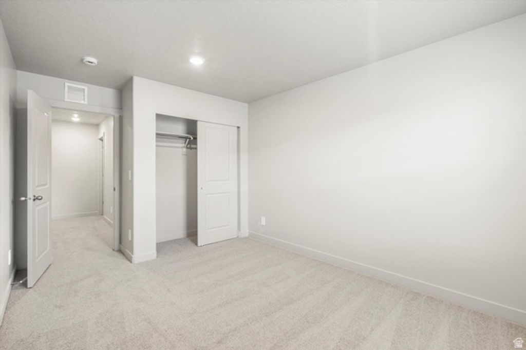 Image 32 of property listing at 846 N 260 E #206, Santaquin, UT 84655
