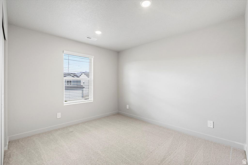 Image 34 of property listing at 846 N 260 E #206, Santaquin, UT 84655