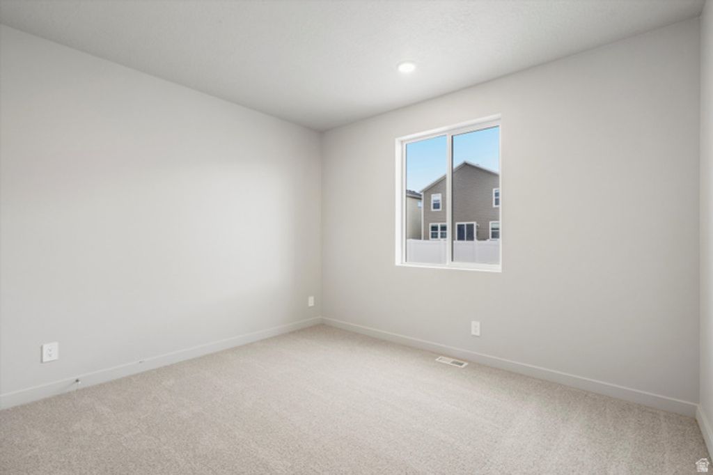 Image 36 of property listing at 846 N 260 E #206, Santaquin, UT 84655
