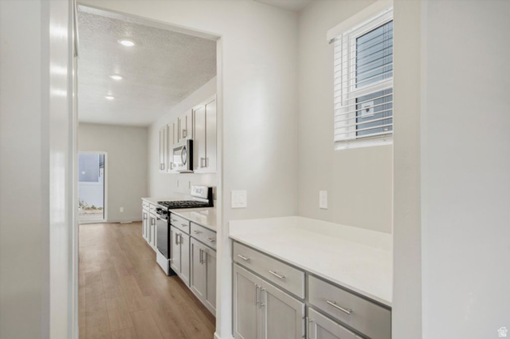 Image 10 of property listing at 846 N 260 E #206, Santaquin, UT 84655