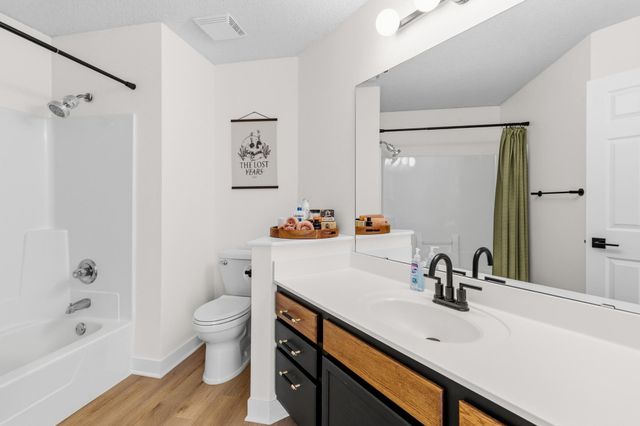 1782 Cedar Cove, White Bear Lake, MN 55110