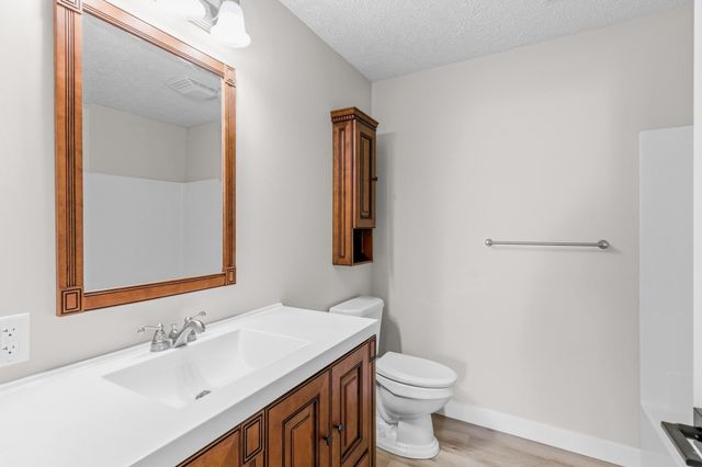 1782 Cedar Cove, White Bear Lake, MN 55110