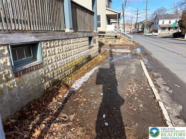 516 South 1st Street, Bangor Boro, PA 18013