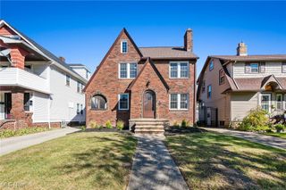 17827 E Park Drive, Cleveland, OH 44119