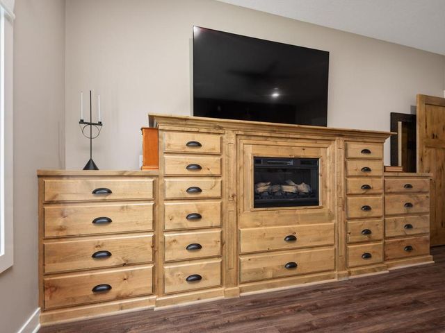 1290 Parkview Court, Shakopee, MN 55379