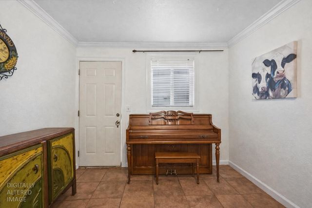 1829 River Rd, Modesto, CA 95351