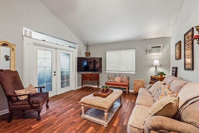 1829 River Rd, Modesto, CA 95351