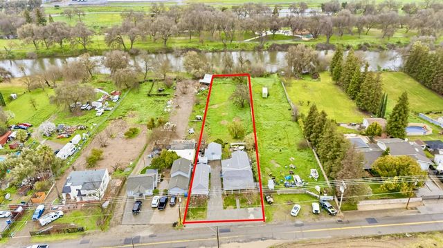 1829 River Rd, Modesto, CA 95351