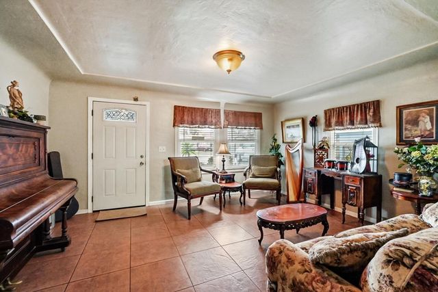 1829 River Rd, Modesto, CA 95351