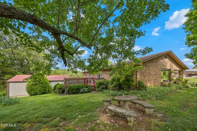 340 West Hills Drive, Mosheim, TN 37818