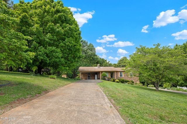 340 West Hills Drive, Mosheim, TN 37818