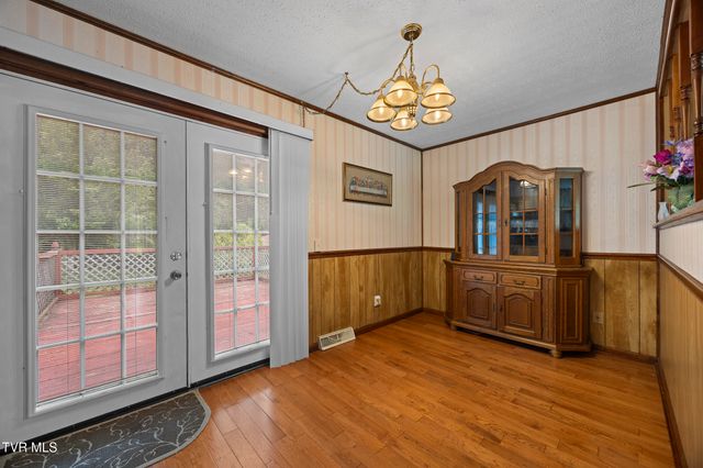340 West Hills Drive, Mosheim, TN 37818