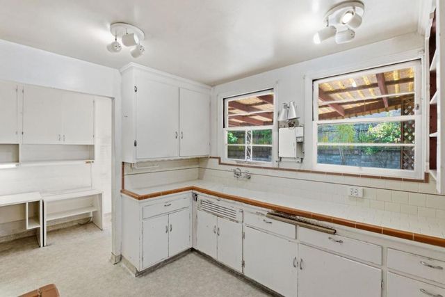 149 Beverly Drive, San Carlos, CA 94070