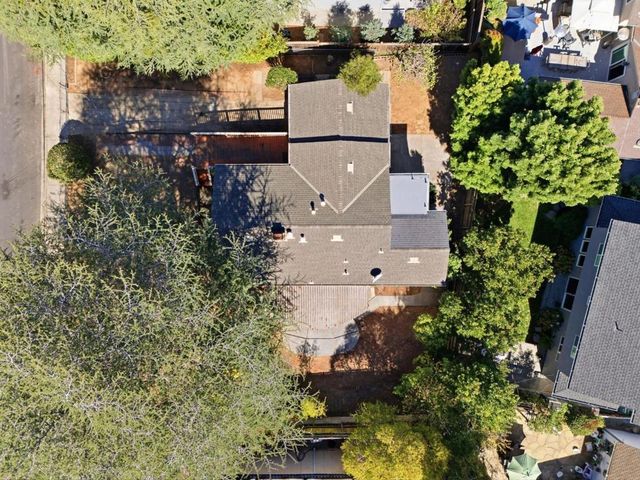 149 Beverly Drive, San Carlos, CA 94070