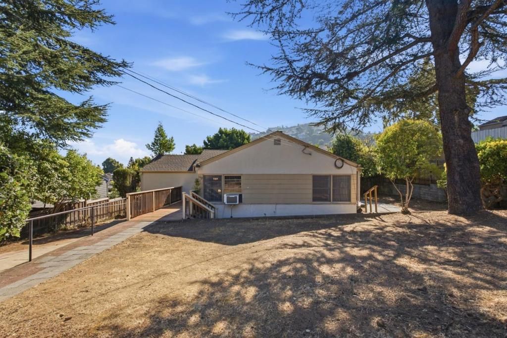 149 Beverly Drive, San Carlos, CA 94070