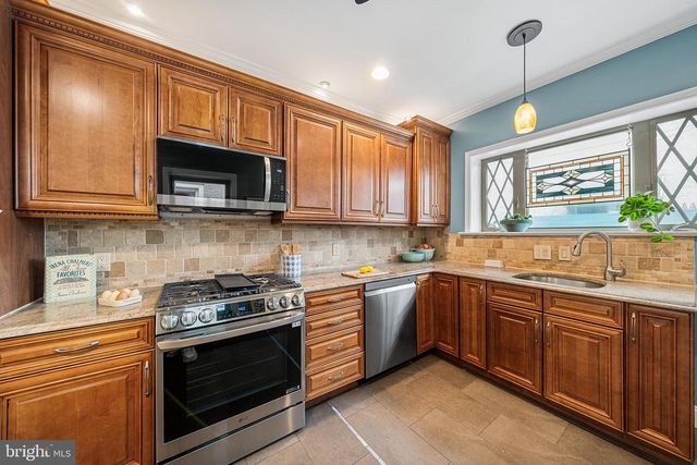 1139 TASKER ST, Philadelphia, PA 19148