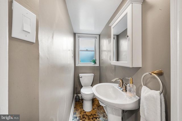 1139 TASKER ST, Philadelphia, PA 19148