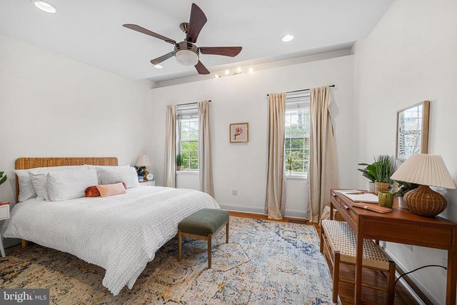 1139 TASKER ST, Philadelphia, PA 19148