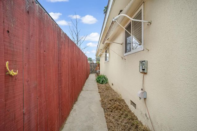 4632 E Princeton Avenue, Fresno, CA 93703