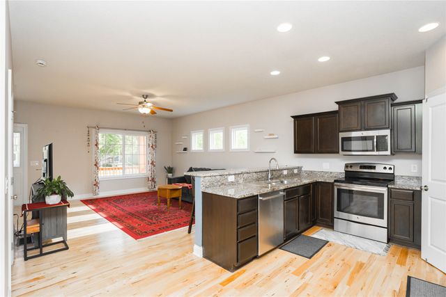 45 SE Booth Avenue, Waukee, IA 50263
