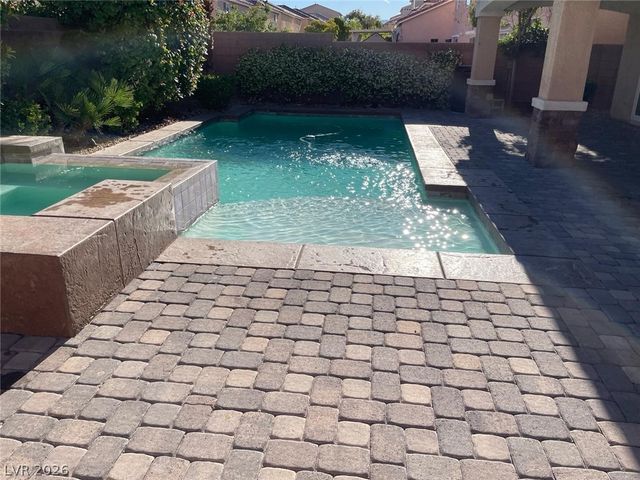 6313 Stag Hollow Court, Las Vegas, NV 89139