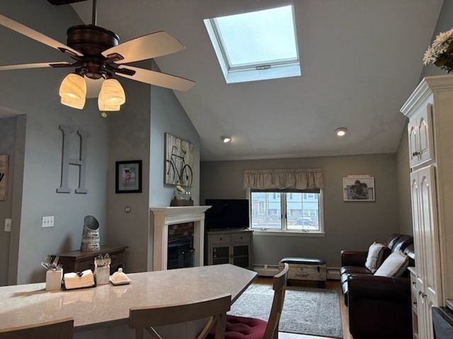 31 Columbus Rd, Woburn, MA 01801