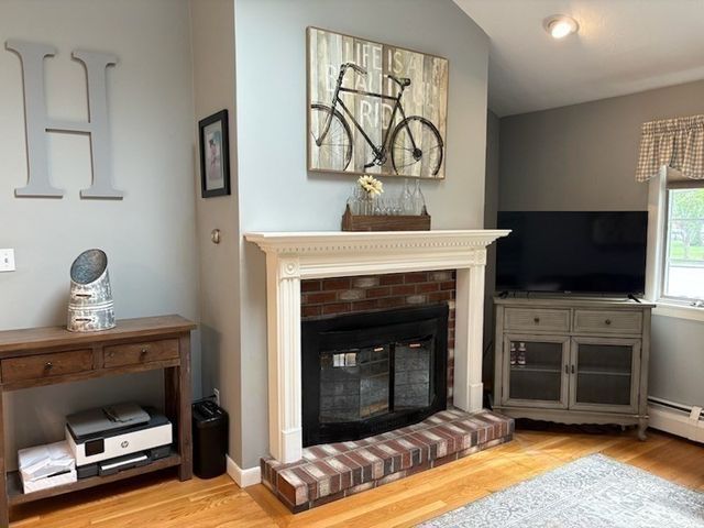 31 Columbus Rd, Woburn, MA 01801