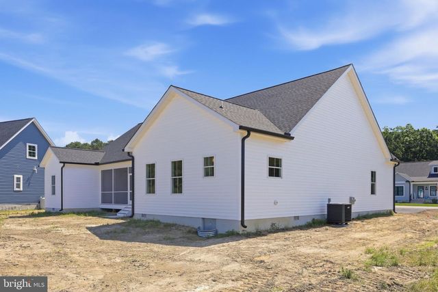 6 PREAKNESS DR, Berlin, MD 21811
