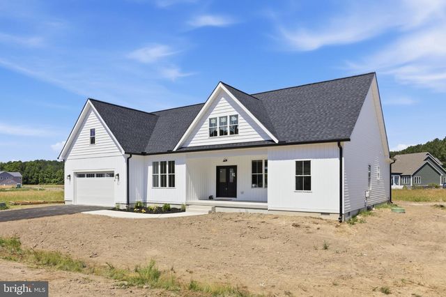 6 PREAKNESS DR, Berlin, MD 21811