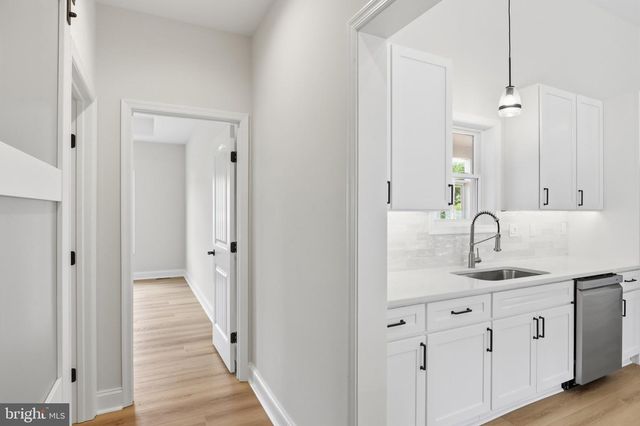 6 PREAKNESS DR, Berlin, MD 21811