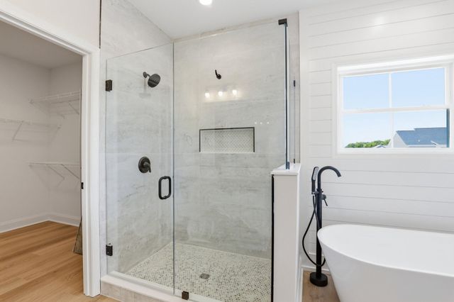 6 PREAKNESS DR, Berlin, MD 21811
