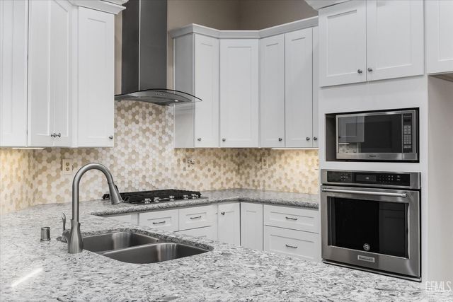 713 Quintana Drive, Bakersfield, CA 93314