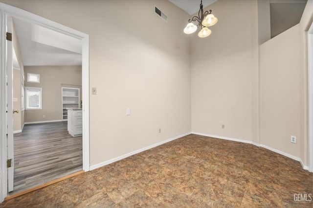 713 Quintana Drive, Bakersfield, CA 93314