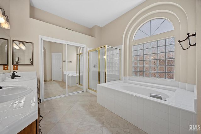 713 Quintana Drive, Bakersfield, CA 93314