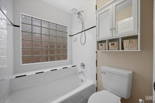 713 Quintana Drive, Bakersfield, CA 93314