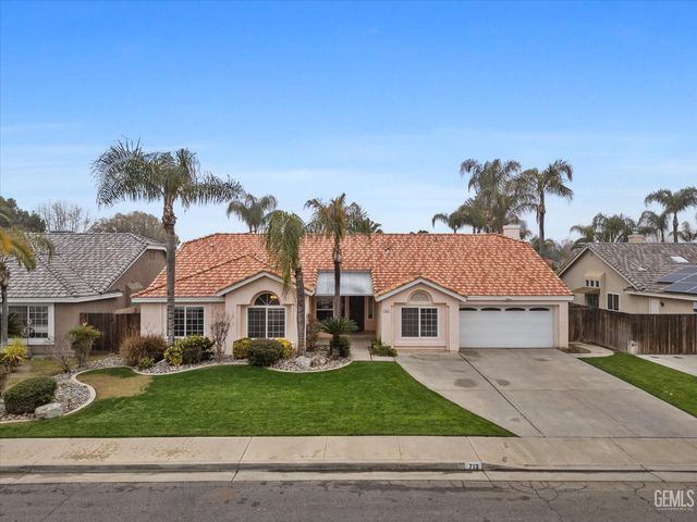 713 Quintana Drive, Bakersfield, CA 93314