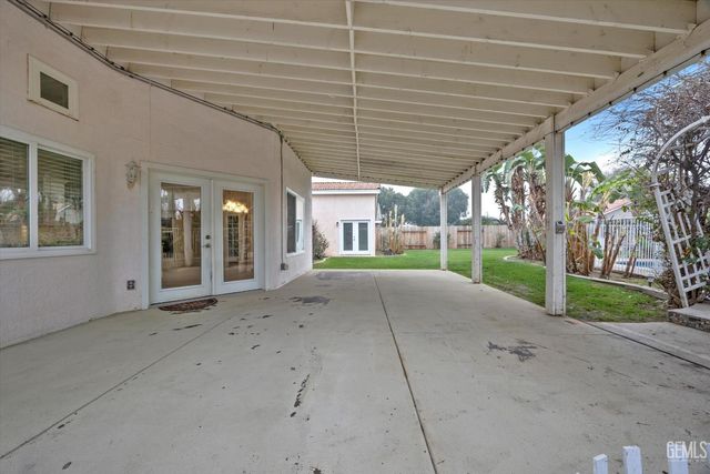 713 Quintana Drive, Bakersfield, CA 93314