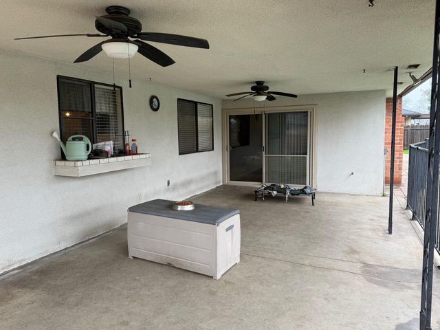 1389 W Warner Avenue, Fresno, CA 93711