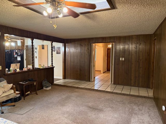 1389 W Warner Avenue, Fresno, CA 93711